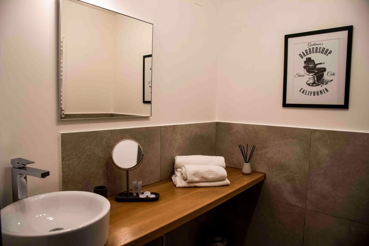 Bespoke Roma Suites Экстерьер фото