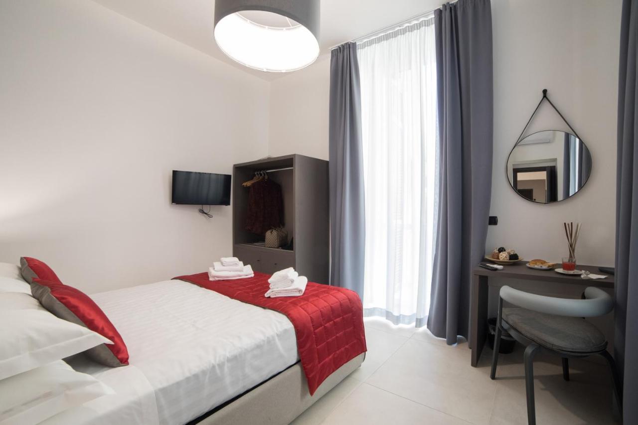 Bespoke Roma Suites Экстерьер фото